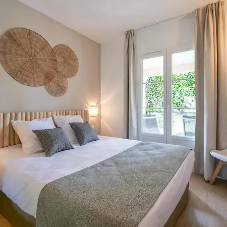 Apartment Reves De Provence Proche Et Tropez 1 *